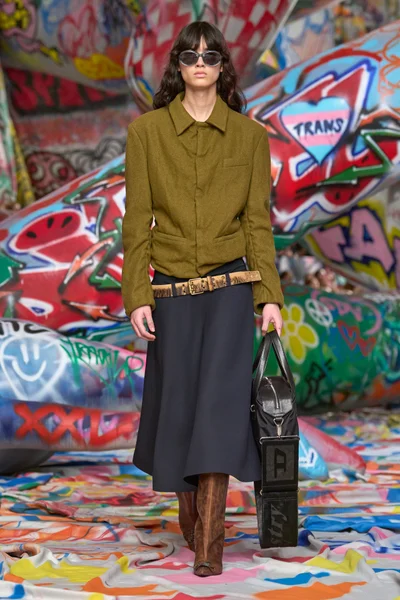 Look 43